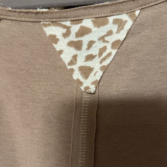 POL Brown Tunic with Leopard Accents - Picture 4 of 8